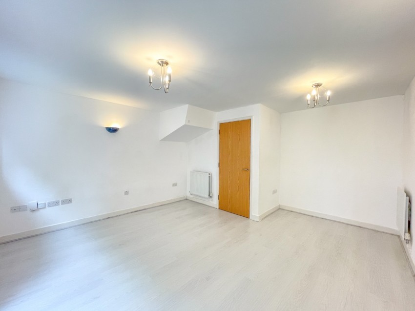 Images for Nursery Grove, Gravesend, Kent, DA11 7BB