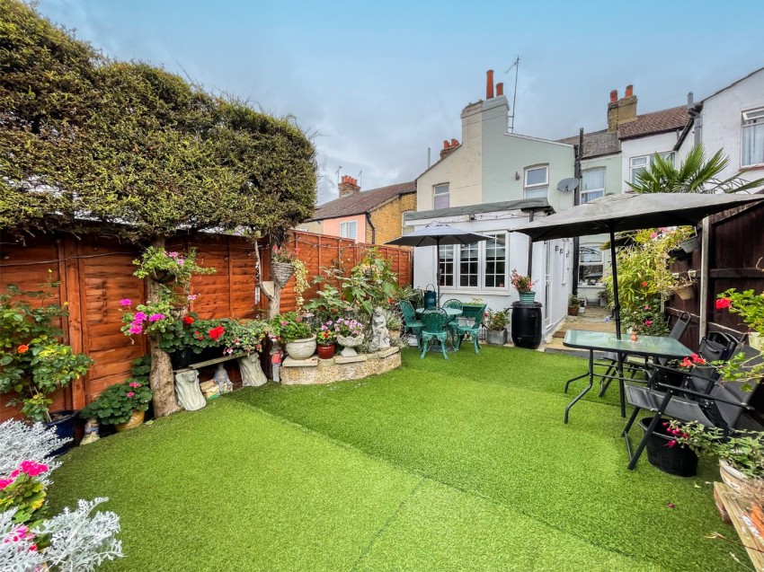 Images for Park Avenue, Northfleet, DA11