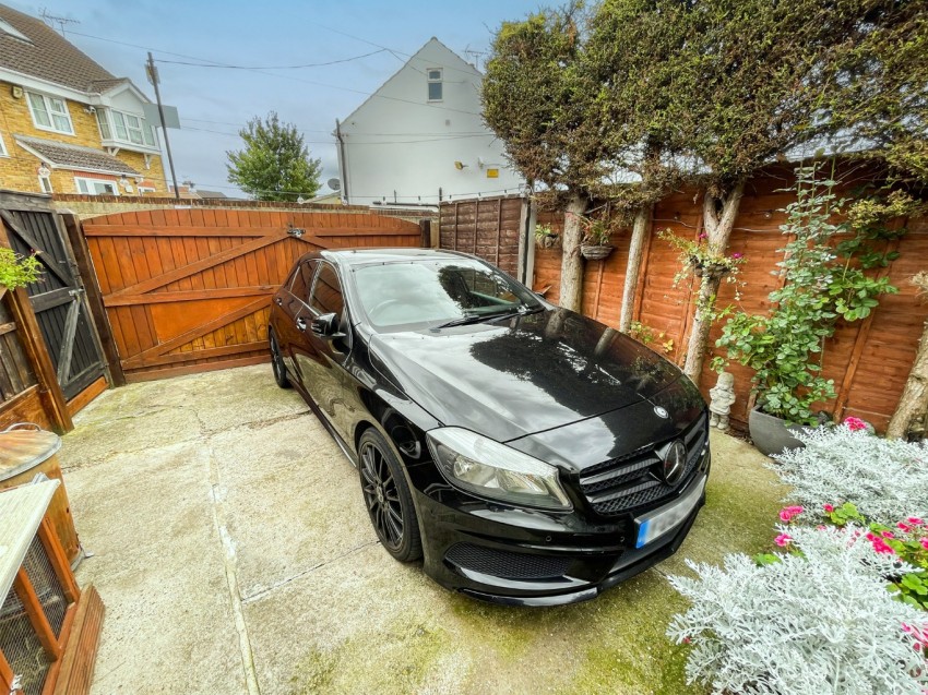 Images for Park Avenue, Northfleet, DA11