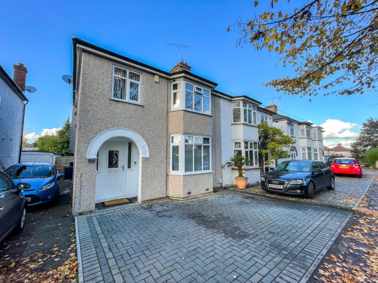 Hall Road, Northfleet, Gravesend, Kent, DA11