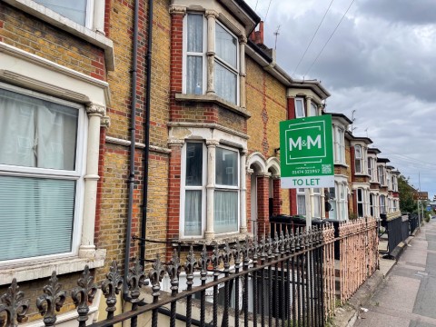 View Full Details for The Terrace, Gravesend, Kent, DA12 2BB