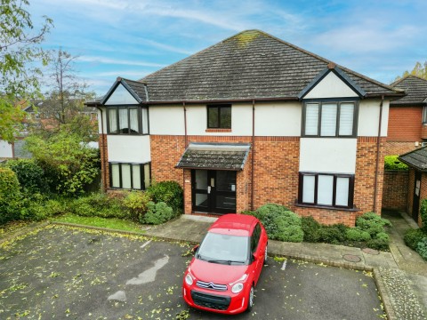 View Full Details for Haig Gardens, Gravesend, DA12