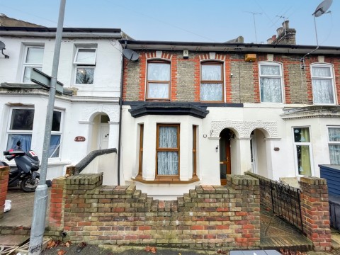 View Full Details for Prospect Grove, Gravesend, Kent, DA12