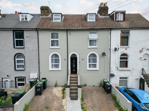 View Full Details for Milton Road, Gravesend, Kent, DA12