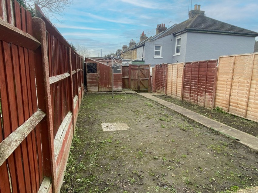 Images for Old Road West, Gravesend, Kent, DA11 0LS