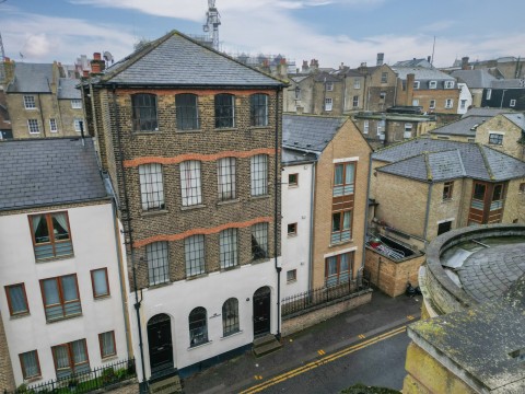 View Full Details for Princes Street, Gravesend, DA11