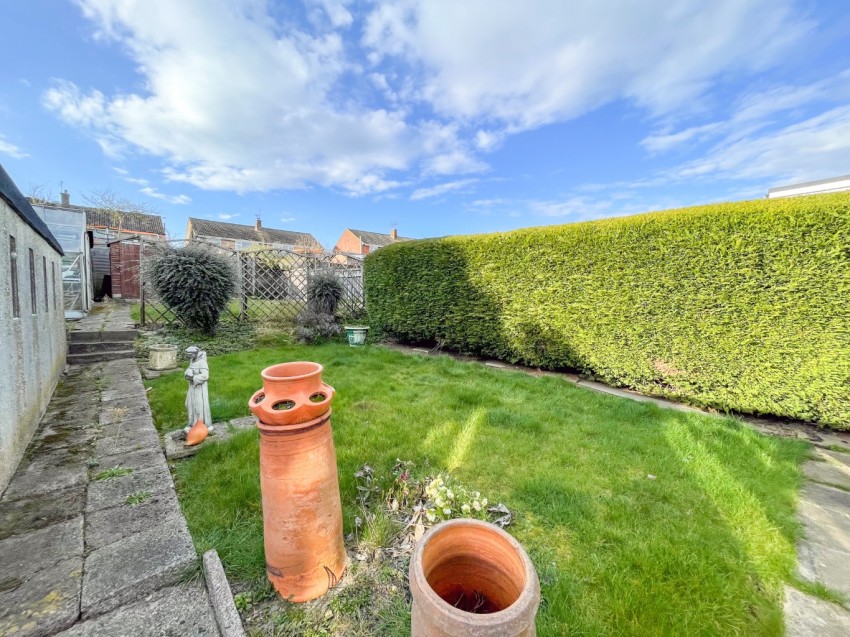 Images for Painters Ash Lane, Northfleet, Gravesend, Kent, DA11