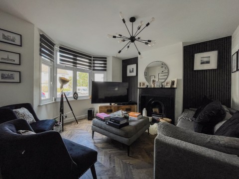 View Full Details for Parrock Avenue, Gravesend, DA12