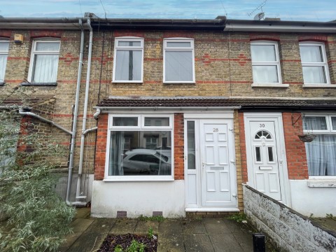 View Full Details for Cecil Road, Gravesend, Kent, DA11 7DG