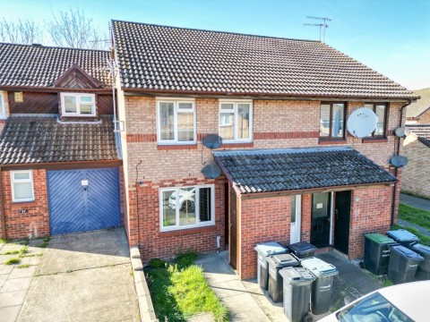 View Full Details for Maypole Road, Gravesend, Kent, DA12