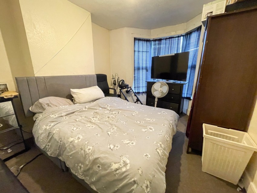 Images for Stuart Road, Gravesend, Kent, DA11 0BY