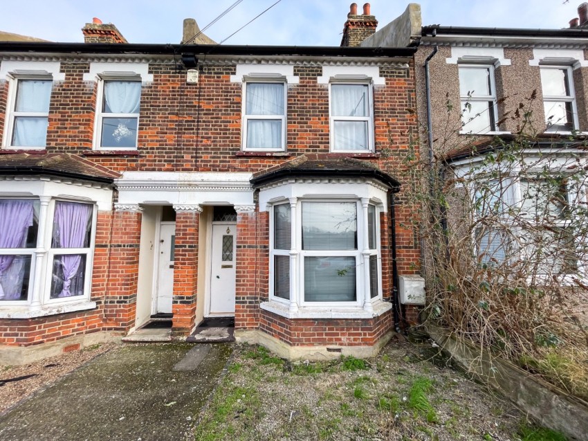 Images for Stuart Road, Gravesend, Kent, DA11 0BY