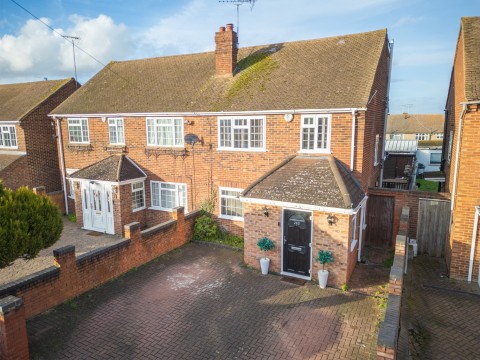 View Full Details for Rochester Road, Gravesend, Kent, DA12