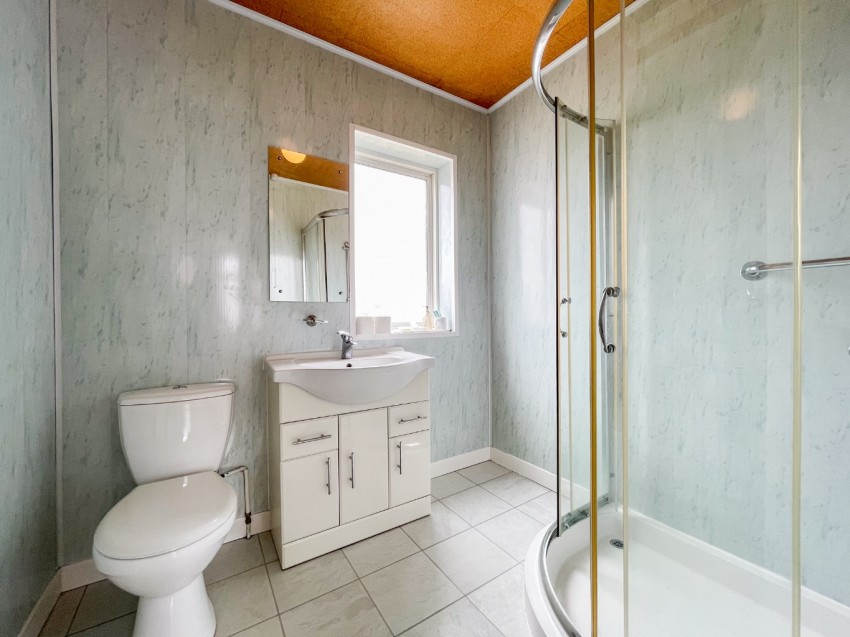 Images for Lingfield Road, Gravesend, DA12