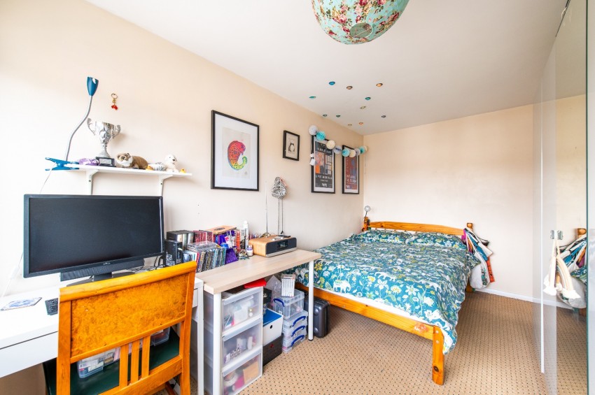Images for Weavers Close, Gravesend, Kent, DA11