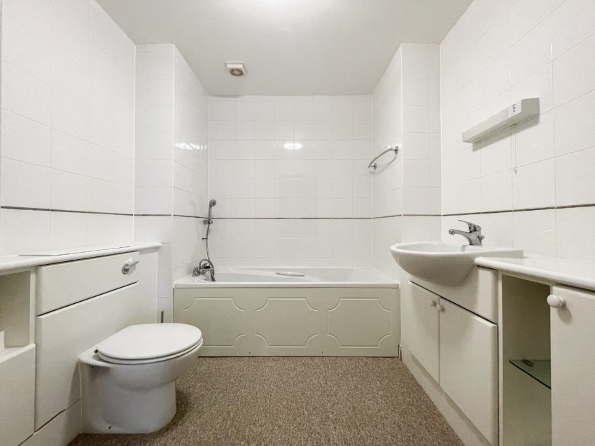 Images for Baltic Wharf, Clifton Marine Parade, Gravesend, Kent, DA11