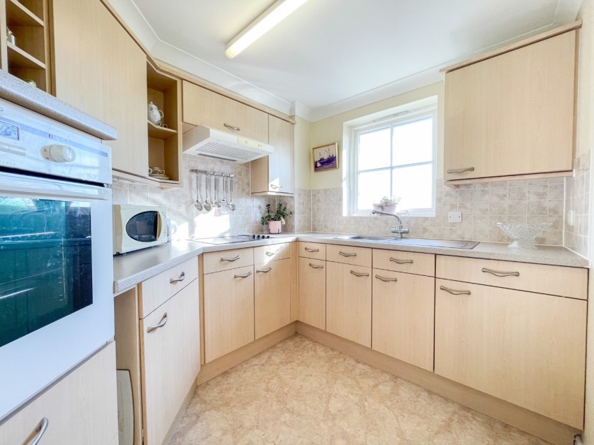 Images for Nelson Court, Glen View, Gravesend, Kent, DA12