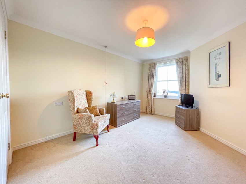Images for Nelson Court, Glen View, Gravesend, Kent, DA12