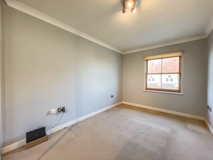 Images for Coopers Court, Coopers Road, Northfleet, Gravesend, Kent, DA11 7DD