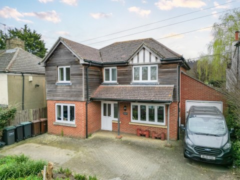 View Full Details for Wrotham Road, Gravesend, Kent, DA11