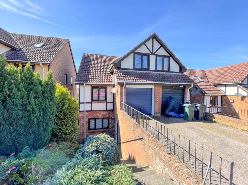 Images for Beacon Drive, Bean, Dartford, Kent, DA2