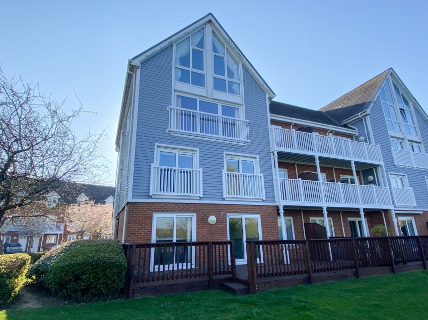 Images for The Lakes, Larkfield, Aylesford, Kent, ME20 6SL