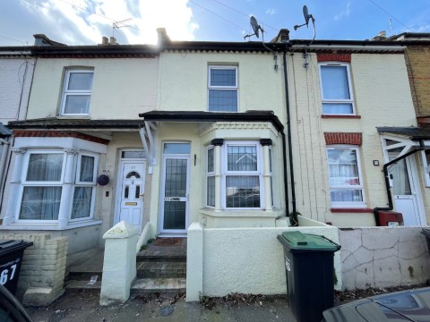 View Full Details for Coopers Road, Northfleet, Gravesend, Kent, DA11 7AH