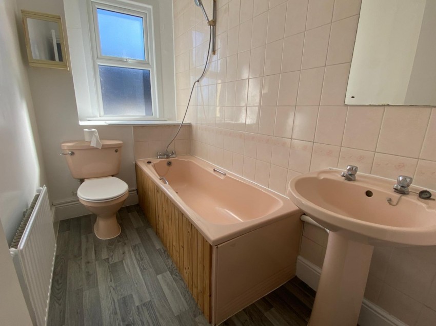 Images for Pier Road, Northfleet, Gravesend, Kent, DA11 9NB