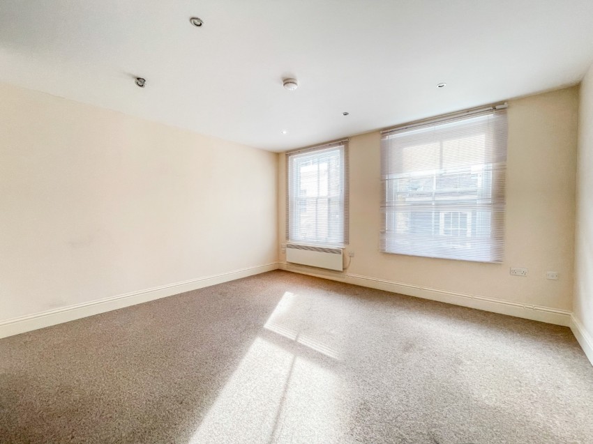 Images for Thames View Court, High Street, Gravesend, DA11