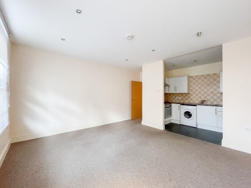 Images for Thames View Court, High Street, Gravesend, DA11