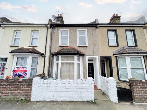 View Full Details for Granville Road, Gravesend, Kent, DA11 0JT