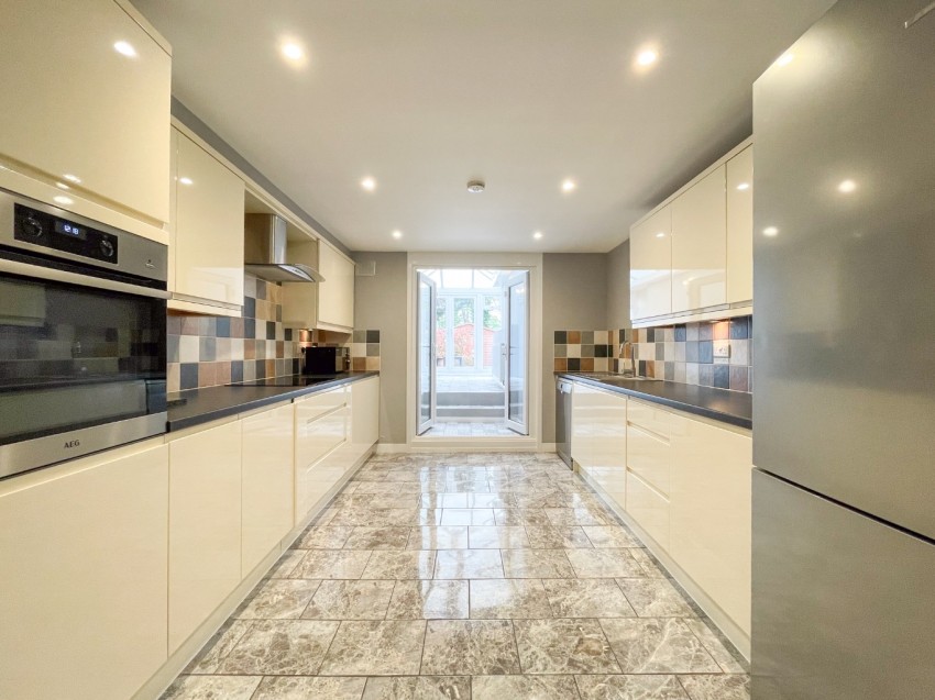 Images for Old Road East, Gravesend, Kent, DA12 1NR