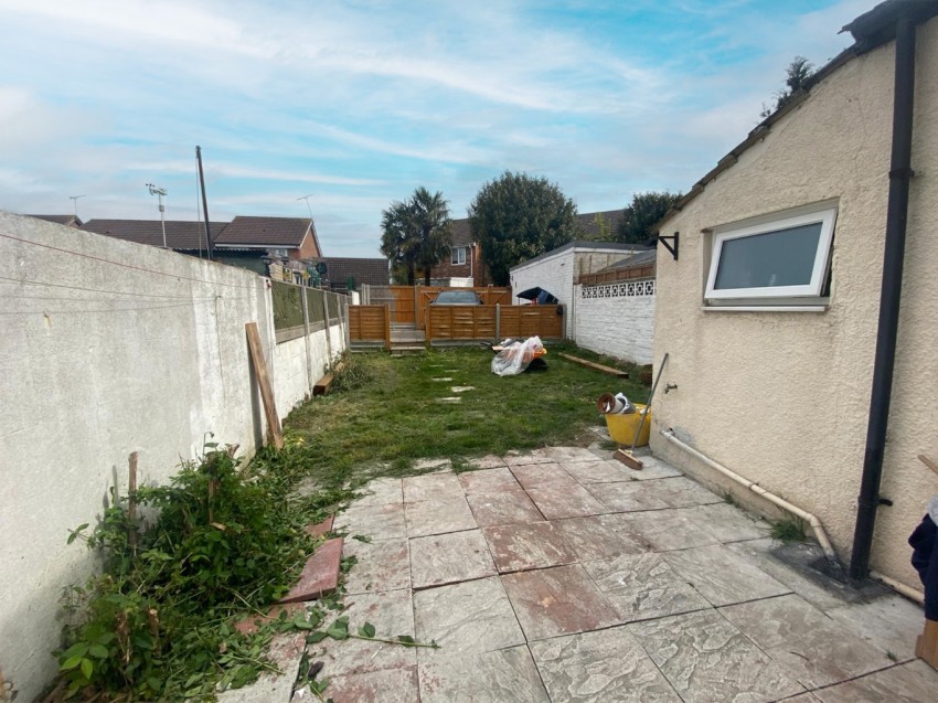 Images for Park Avenue, Northfleet, Gravesend, Kent, DA11 8DQ