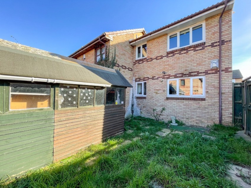 Images for INVESTMENT OPPORTUNITY â THREE ONE-BEDROOM MAISONETTES FOR SALE