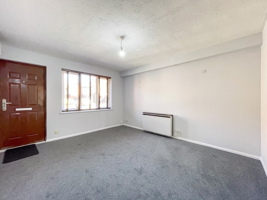 Images for INVESTMENT OPPORTUNITY â THREE ONE-BEDROOM MAISONETTES FOR SALE