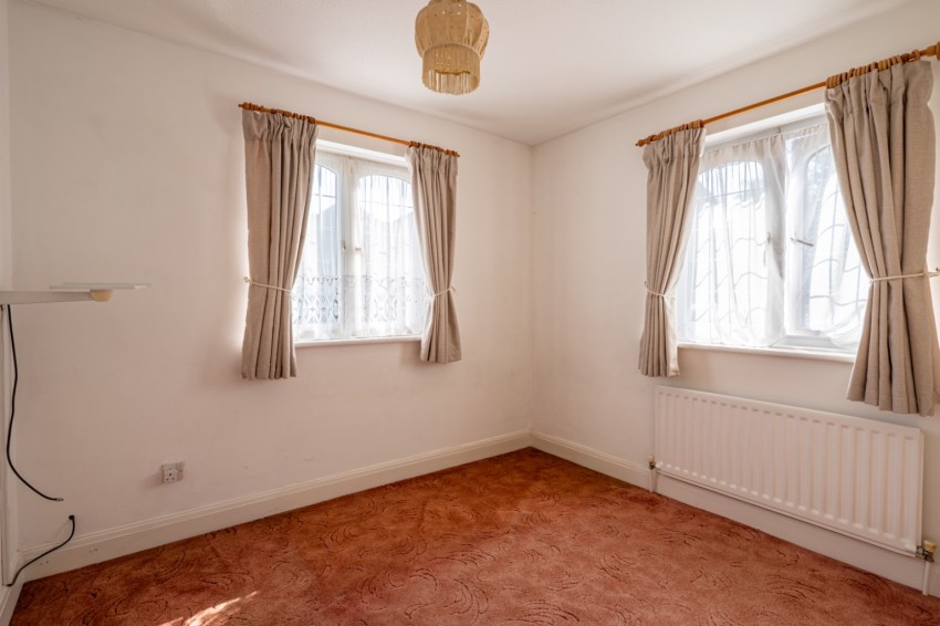 Images for The Sandpipers, Gravesend, Kent, DA12 5QB