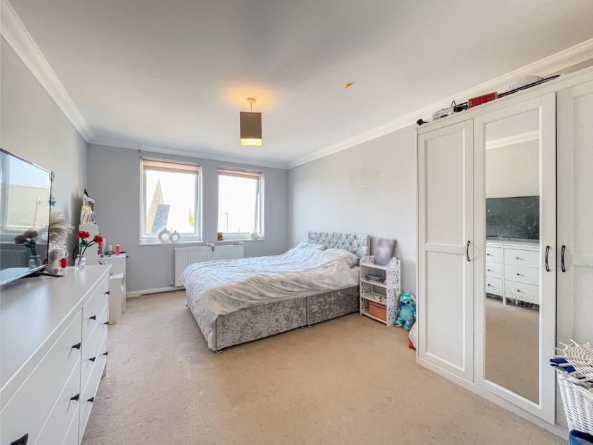 Images for The Pavilion, Wrotham Road, Gravesend, Kent, DA11