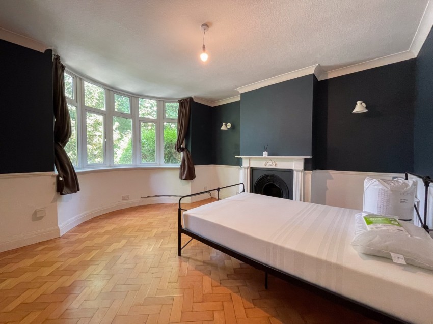 Images for Old Road East, Gravesend, Kent, DA12 1PF