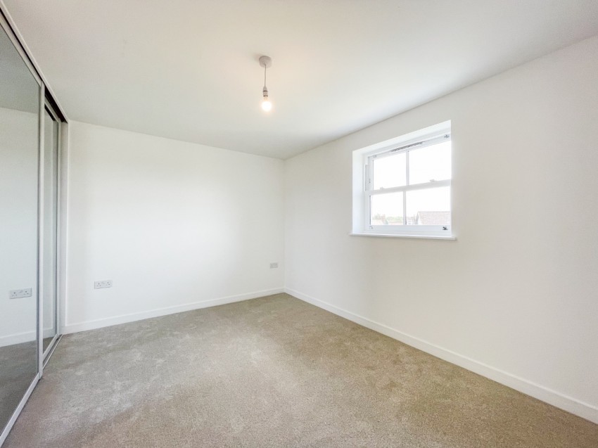 Images for Milton Mount Terrace, Old Road East, Gravesend, Kent, DA12