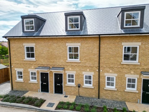 View Full Details for Milton Mount Terrace, Old Road East, Gravesend, Kent, DA12 1NQ