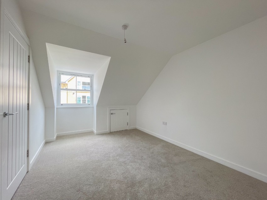 Images for Milton Mount Terrace, Old Road East, Gravesend, Kent, DA12