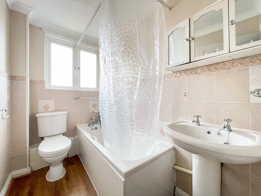 Images for Rochester Road, Gravesend, Kent, DA12 4TN