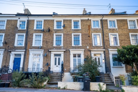 View Full Details for Windmill Street, Gravesend, Kent, DA12