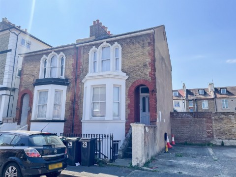 View Full Details for Cobham Street, Gravesend, Kent, DA11 0SB