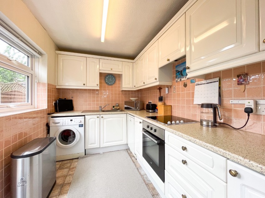 Images for Painters Ash Lane, Northfleet, Gravesend, Kent, DA11