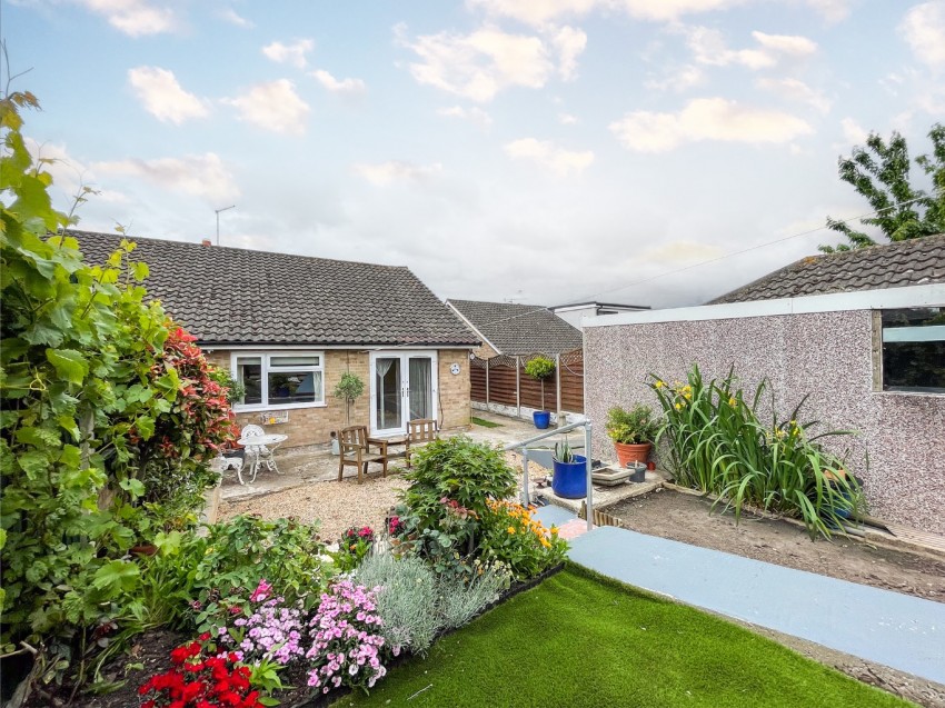 Images for Painters Ash Lane, Northfleet, Gravesend, Kent, DA11