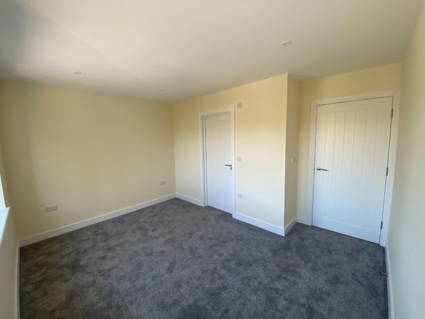Images for Darnley Road, Gravesend, Kent, DA11 0DX