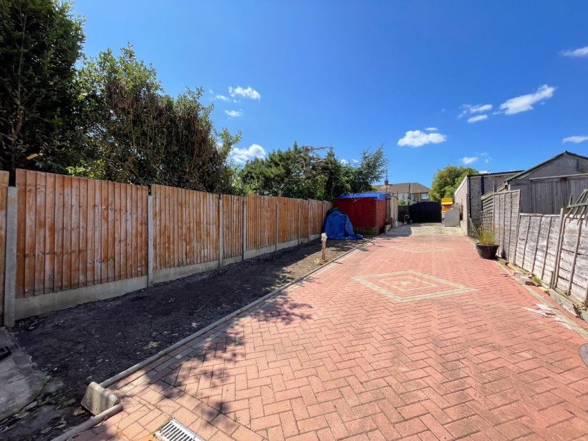 Images for Rochester Road, Gravesend, Kent, DA12 4TT