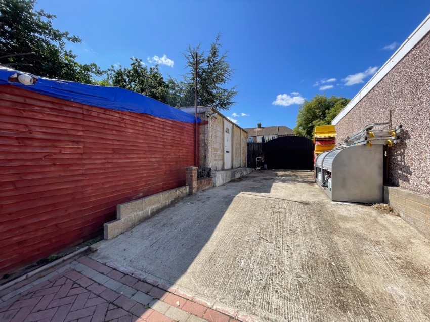 Images for Rochester Road, Gravesend, Kent, DA12 4TT