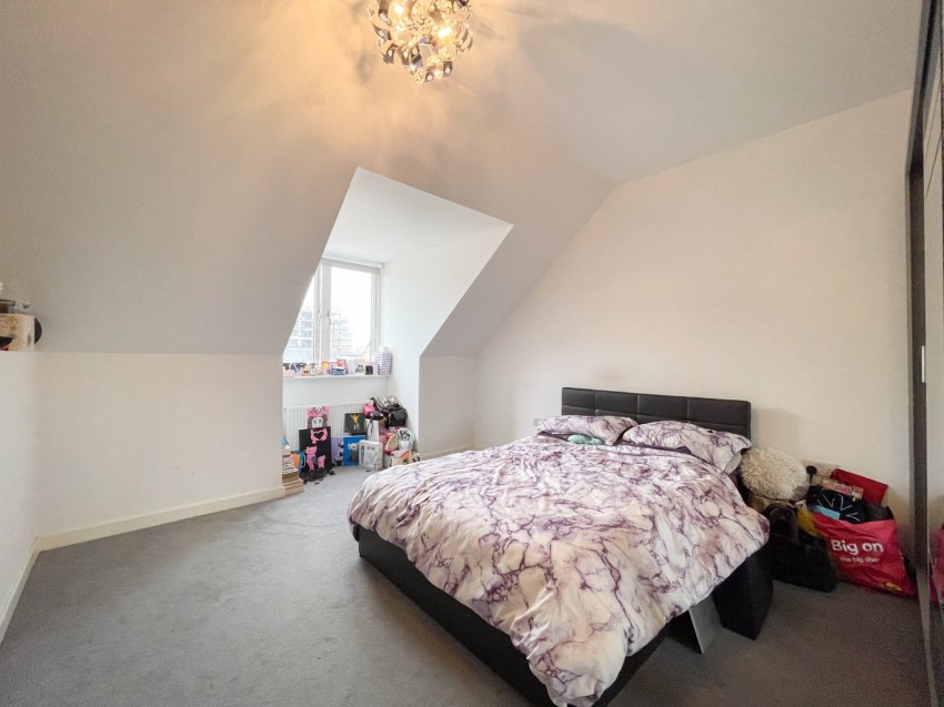 Images for Crete Hall Road, Northfleet, Gravesend, Kent, DA11
